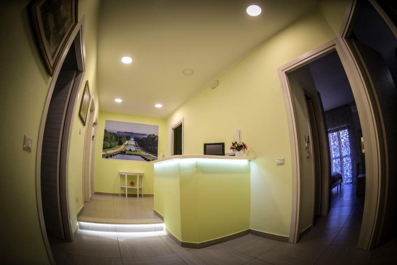 Le Fontane Del Re Bed and Breakfast Καζέρτα Εξωτερικό φωτογραφία